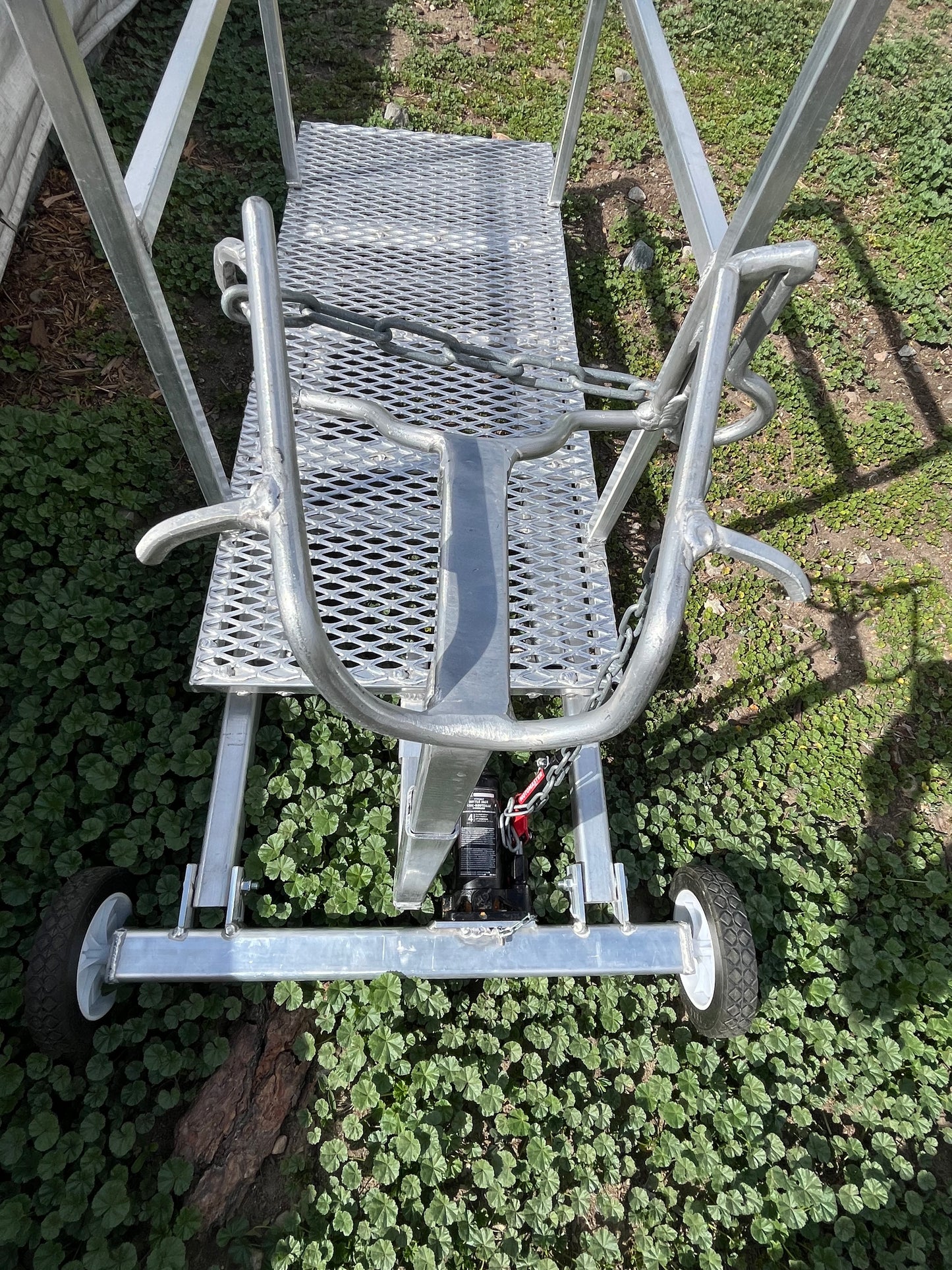 Aluminum Hydraulic Sheep Trim Stand